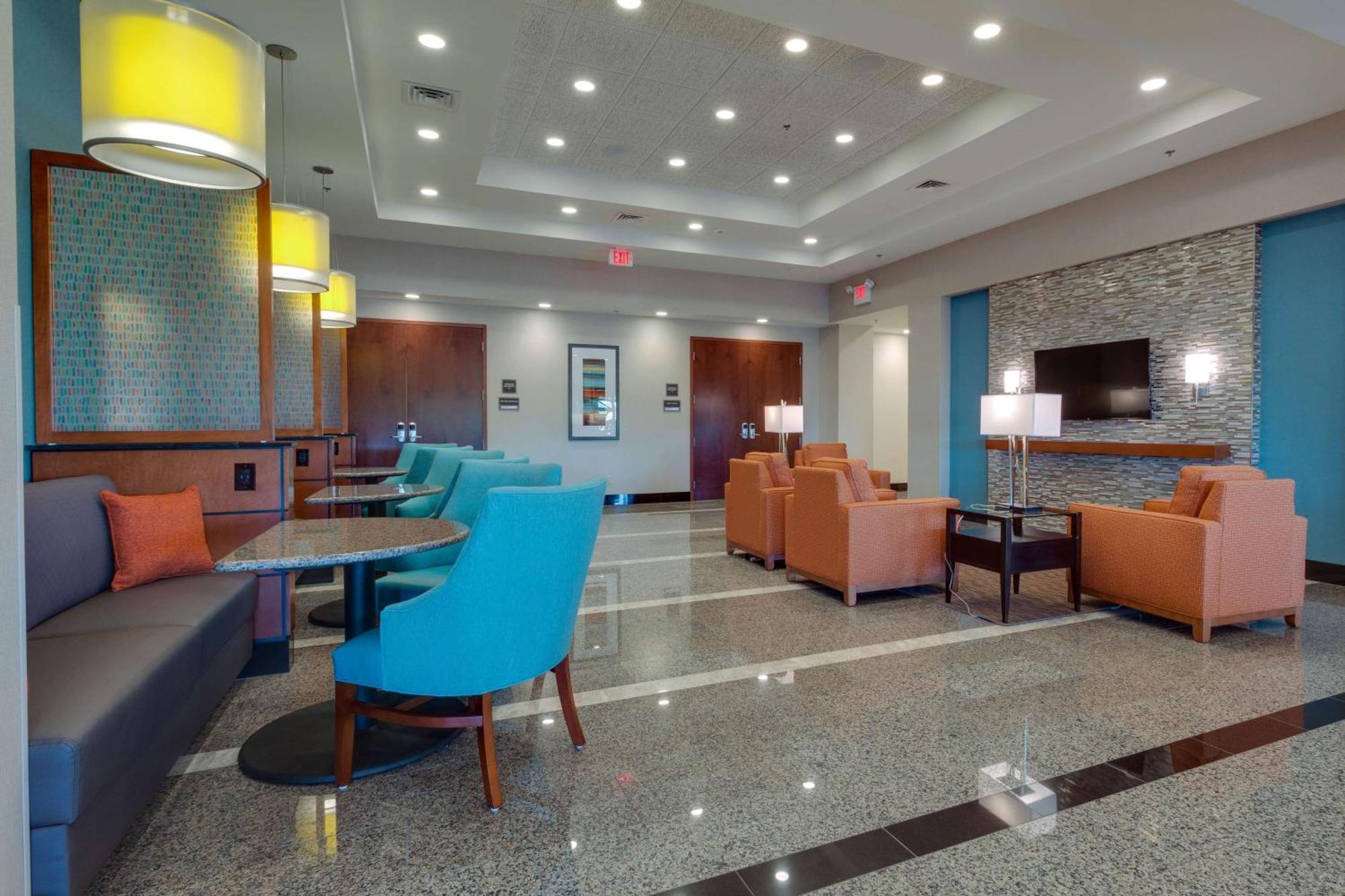 Drury Inn & Suites Ґейнсвілл Екстер'єр фото